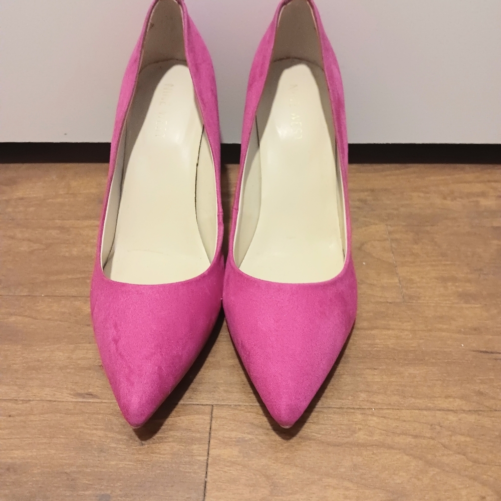 NINE WEST Pink Suede Stillettos